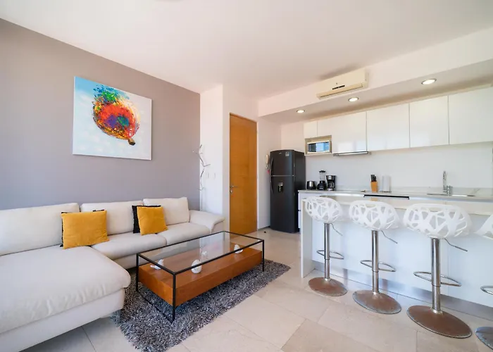 With Balcony & Pool In Apartment Playa del Carmen