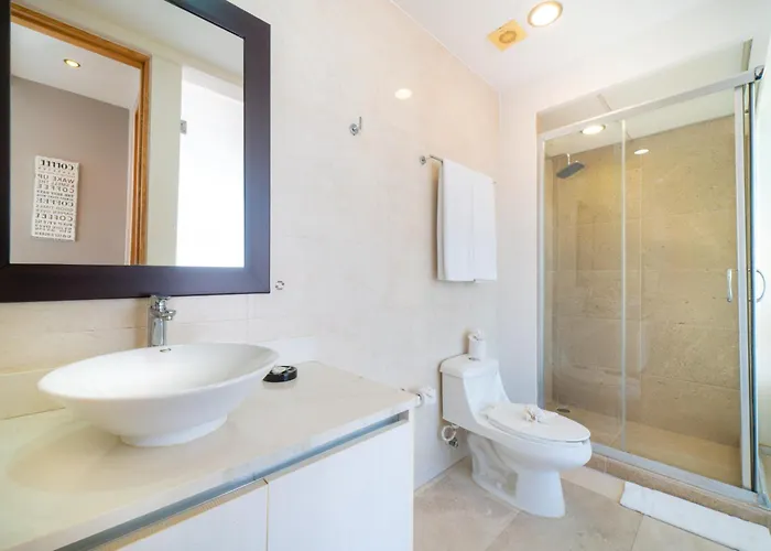 With Balcony & Pool In * Playa del Carmen